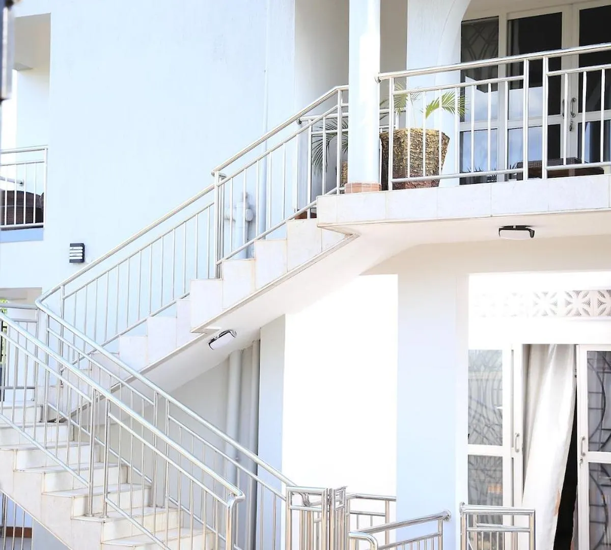 Buwate Hill View Luxury Suites Kampala Apartamento